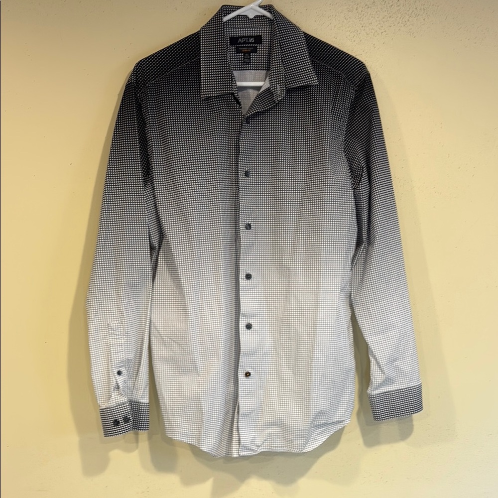 Apt. 9 Black and White Dress Shirt with Gradient Design